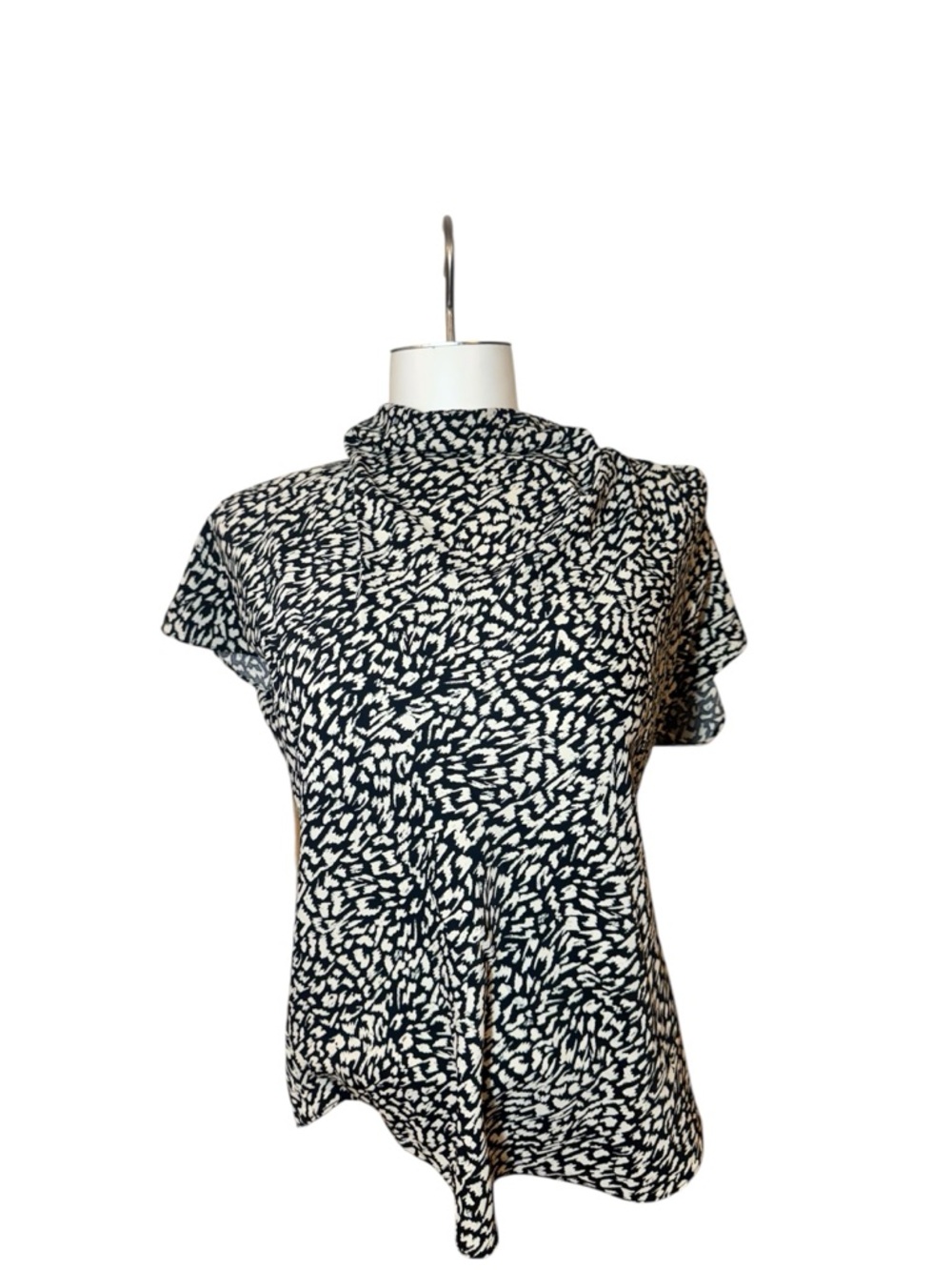 NWT RW & CO Blouse - Size S